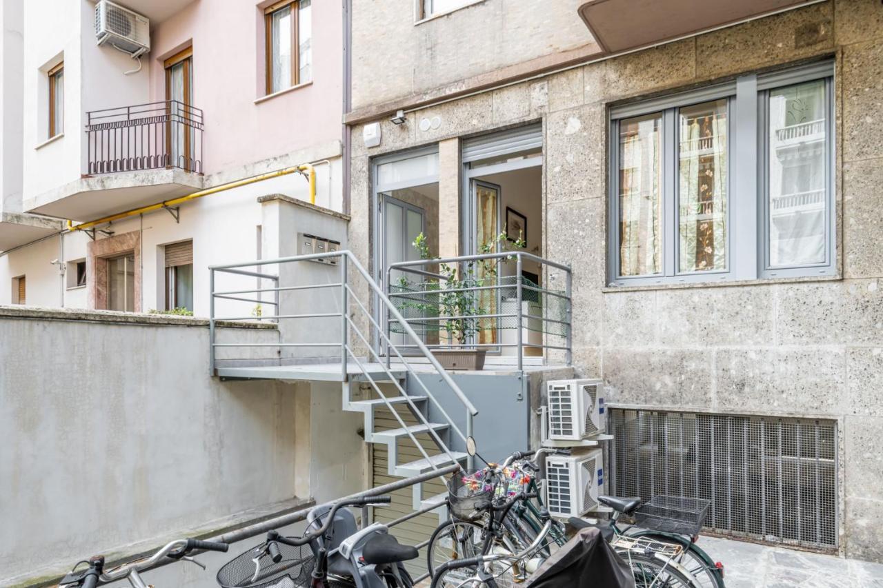 Easylife - Stile E Comfort A Due Passi Da Centrale Милан Экстерьер фото