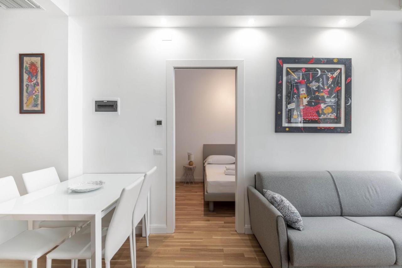 Easylife - Stile E Comfort A Due Passi Da Centrale Милан Экстерьер фото